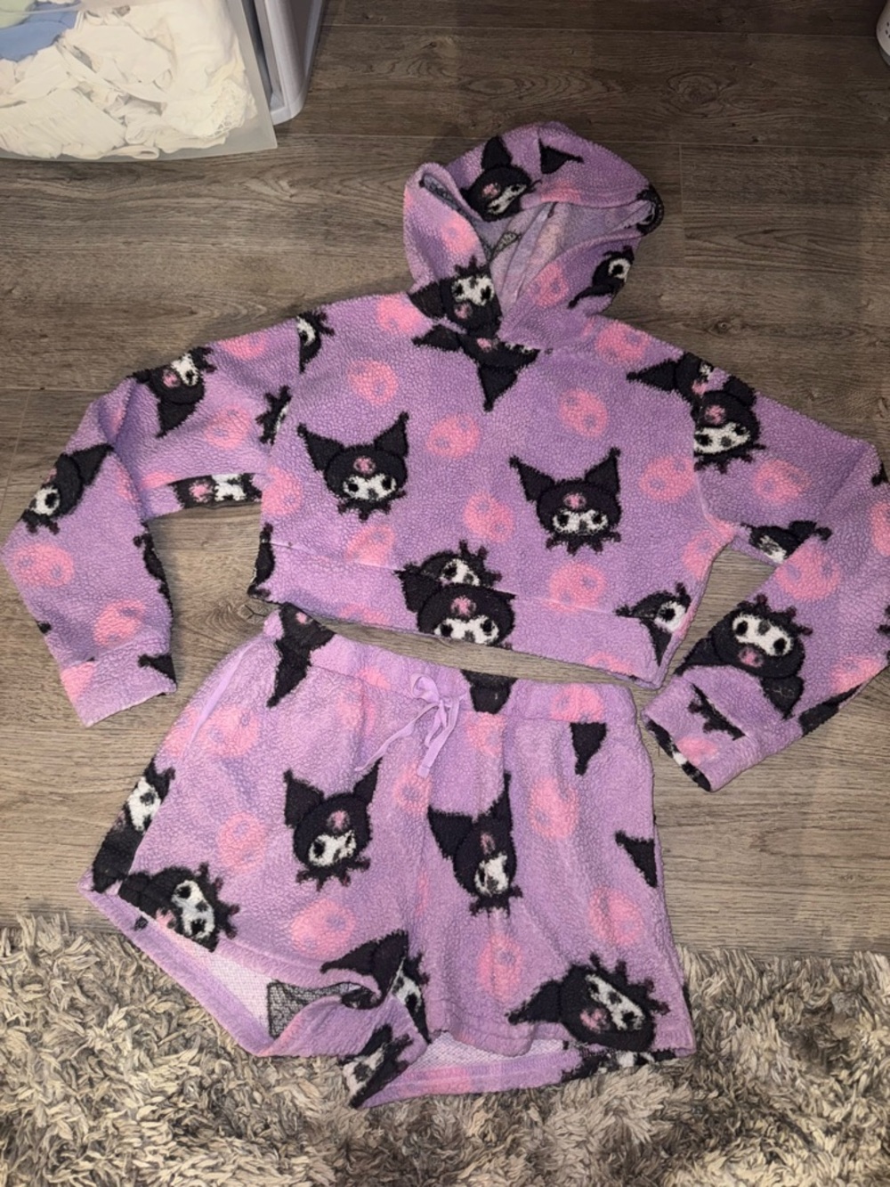 Kuromi Sanrio Hot Topic exclusive 2023 Sherpa 2Pc purple set LRG